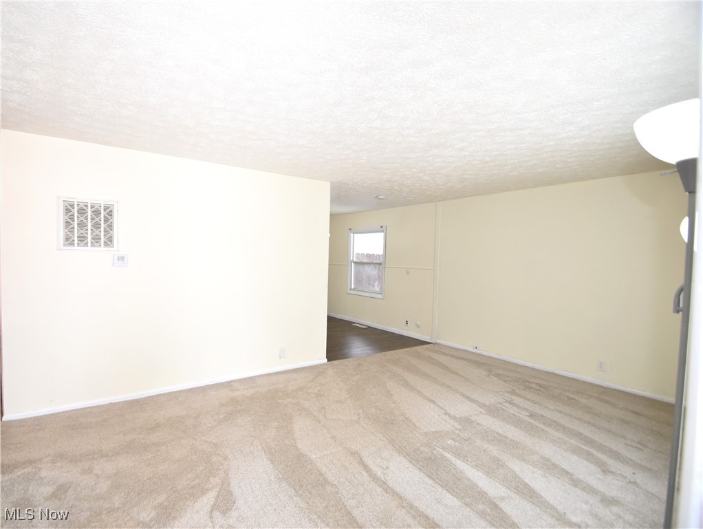2521 Beech Street Girard OH 44420