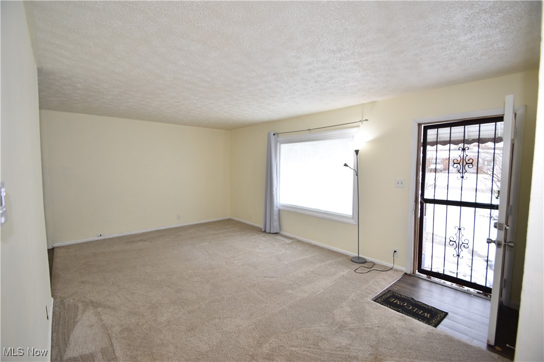 2521 Beech Street Girard OH 44420