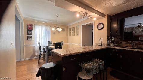 1766 Longwood Drive Mayfield Heights OH 44124