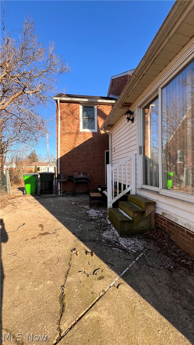 1766 Longwood Drive Mayfield Heights OH 44124