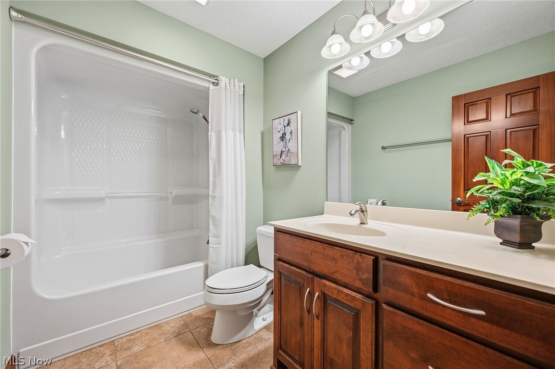 318 Edenmore Street Wadsworth OH 44281