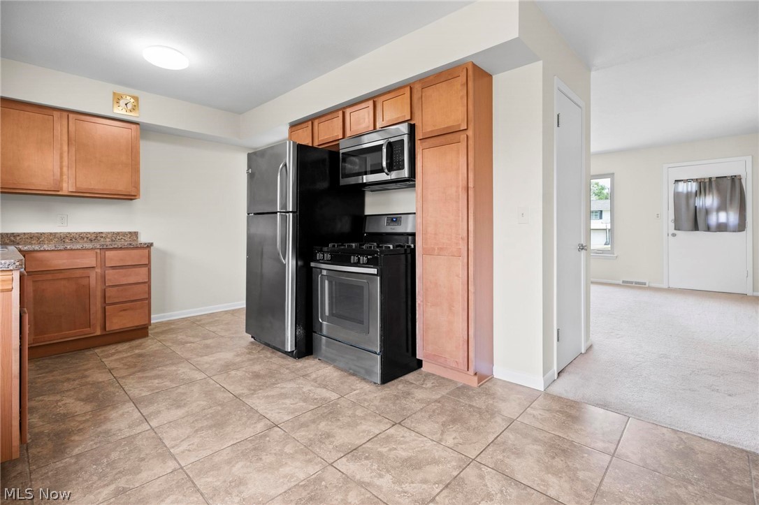 5928 Sweet Birch Drive Bedford Heights OH 44146