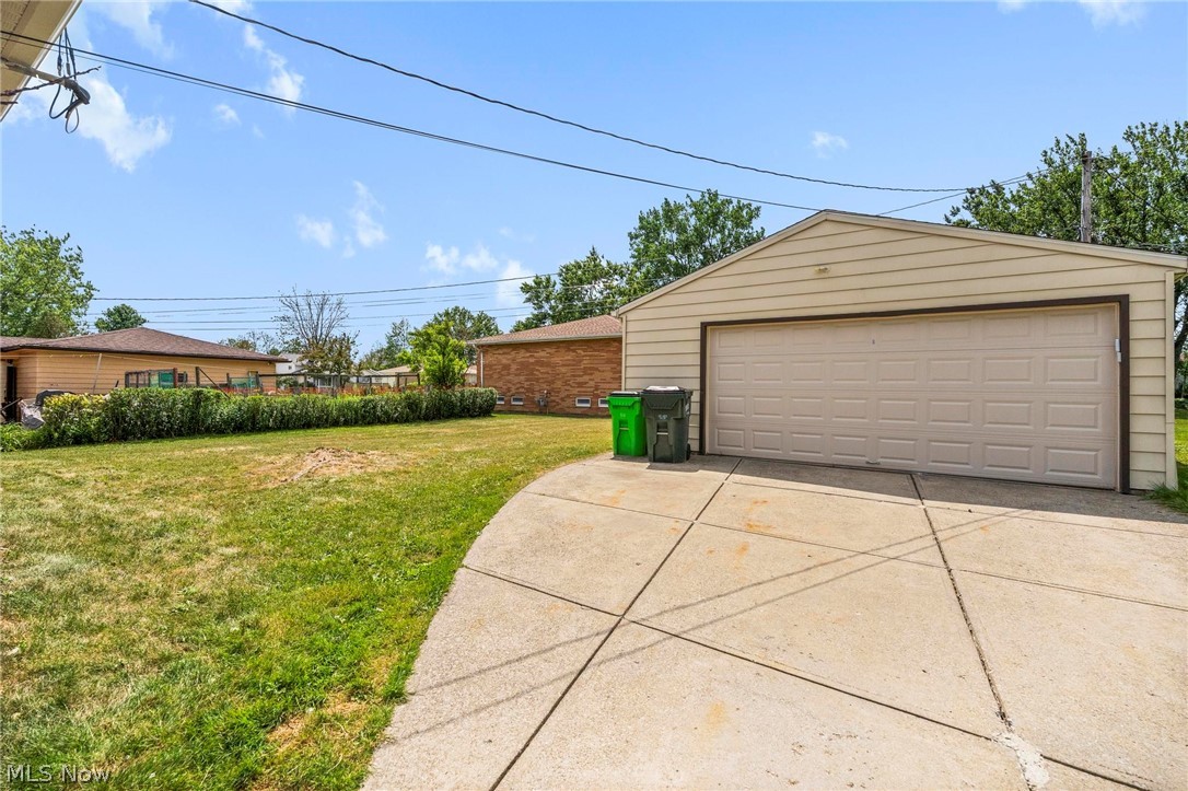 5928 Sweet Birch Drive Bedford Heights OH 44146