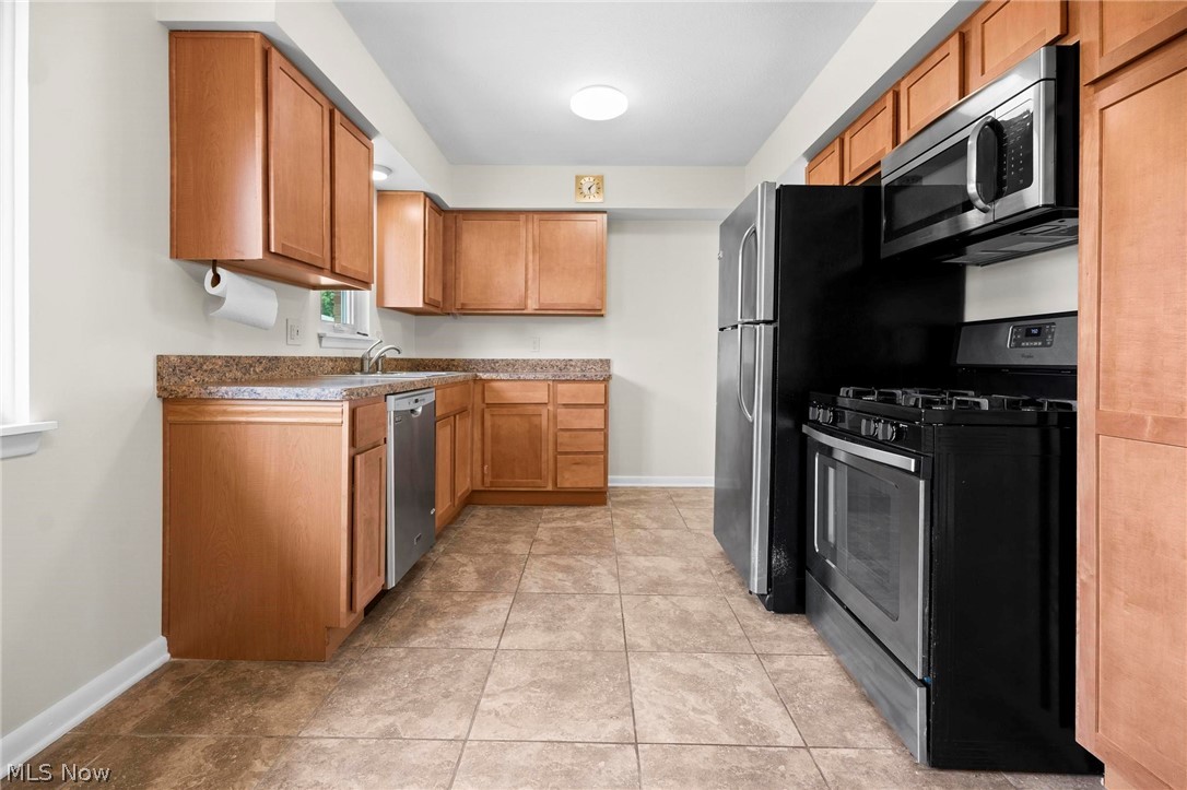 5928 Sweet Birch Drive Bedford Heights OH 44146