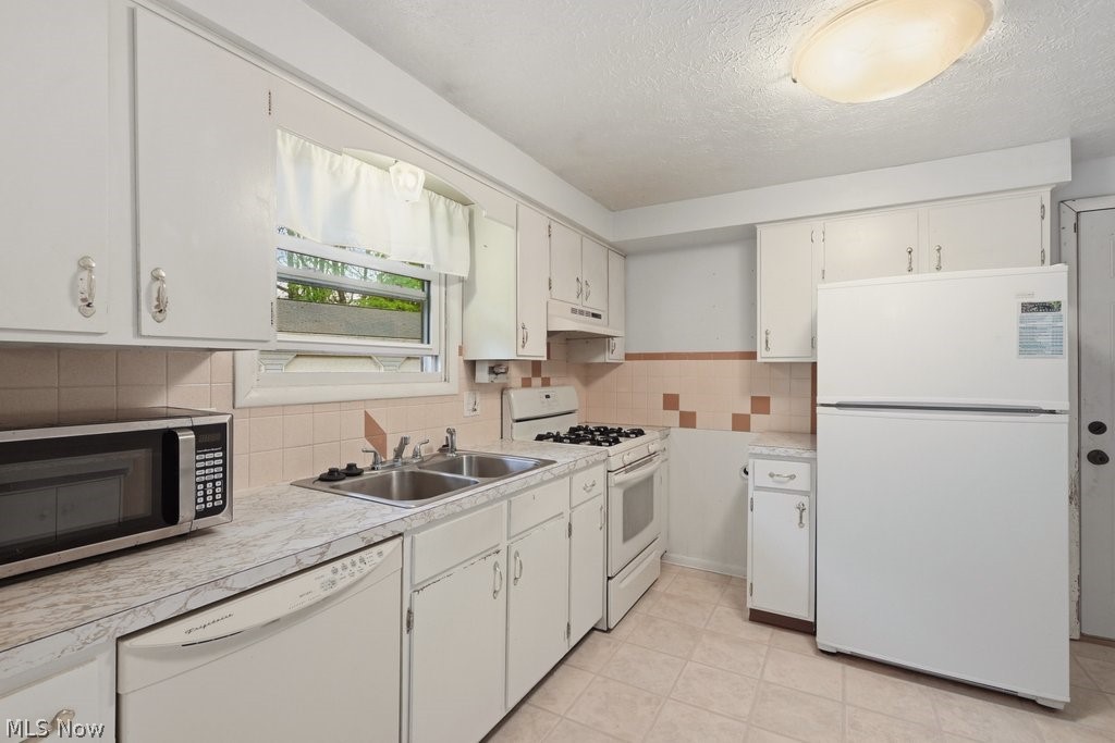 6160 Coyla Avenue NW Canal Fulton OH 44614