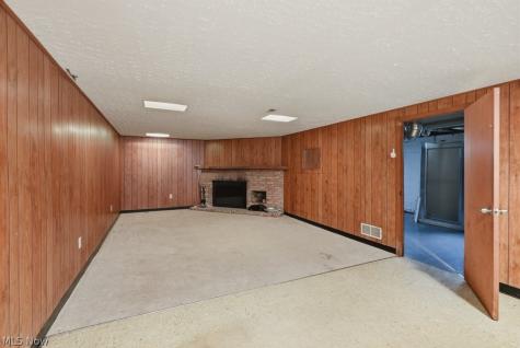 6160 Coyla Avenue NW Canal Fulton OH 44614