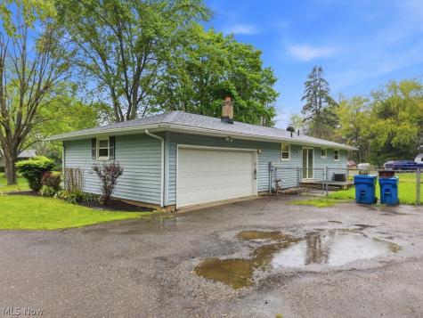 6160 Coyla Avenue NW Canal Fulton OH 44614
