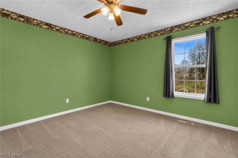 685 W Lake Street Ravenna OH 44266