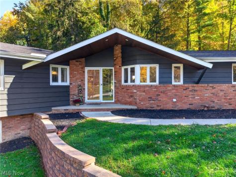 10828 Greenhaven Parkway Brecksville OH 44141