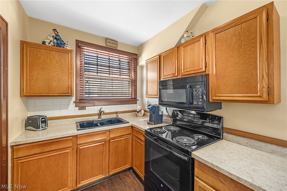 471 Sumatra Avenue Akron OH 44305