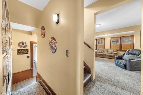 471 Sumatra Avenue Akron OH 44305