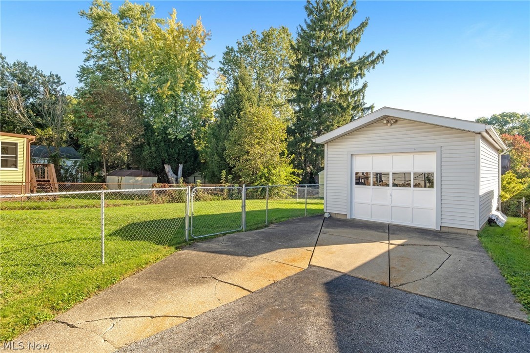 471 Sumatra Avenue Akron OH 44305
