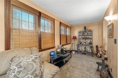 471 Sumatra Avenue Akron OH 44305