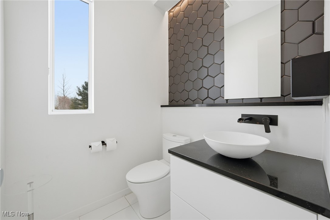 12345 Lake Shore Boulevard Bratenahl OH 44108