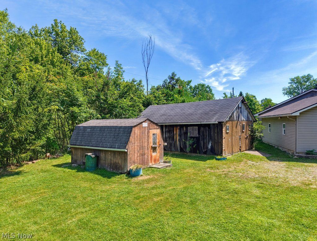 5048 Akron Cleveland Road Peninsula OH 44264
