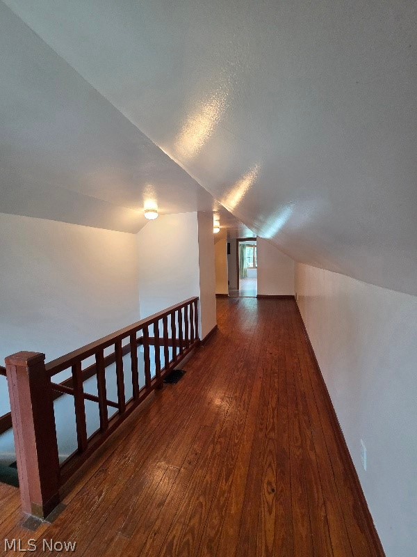3221 Seifert Lewis Road Hubbard OH 44425
