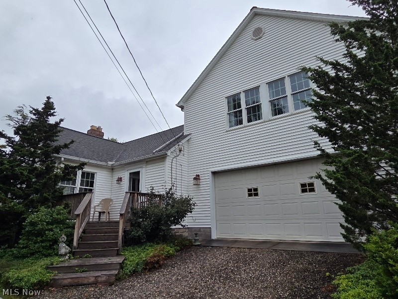 3221 Seifert Lewis Road Hubbard OH 44425