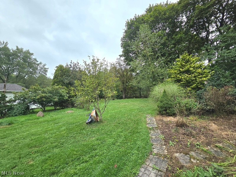 3221 Seifert Lewis Road Hubbard OH 44425