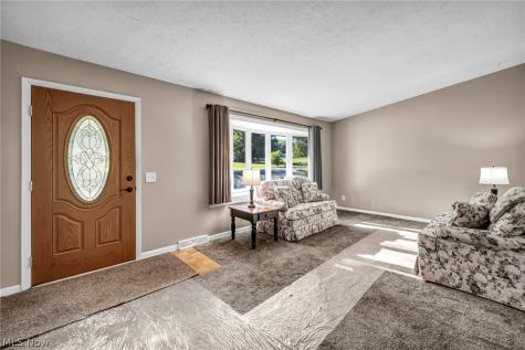 1347 S Polen Avenue Mogadore OH 44260