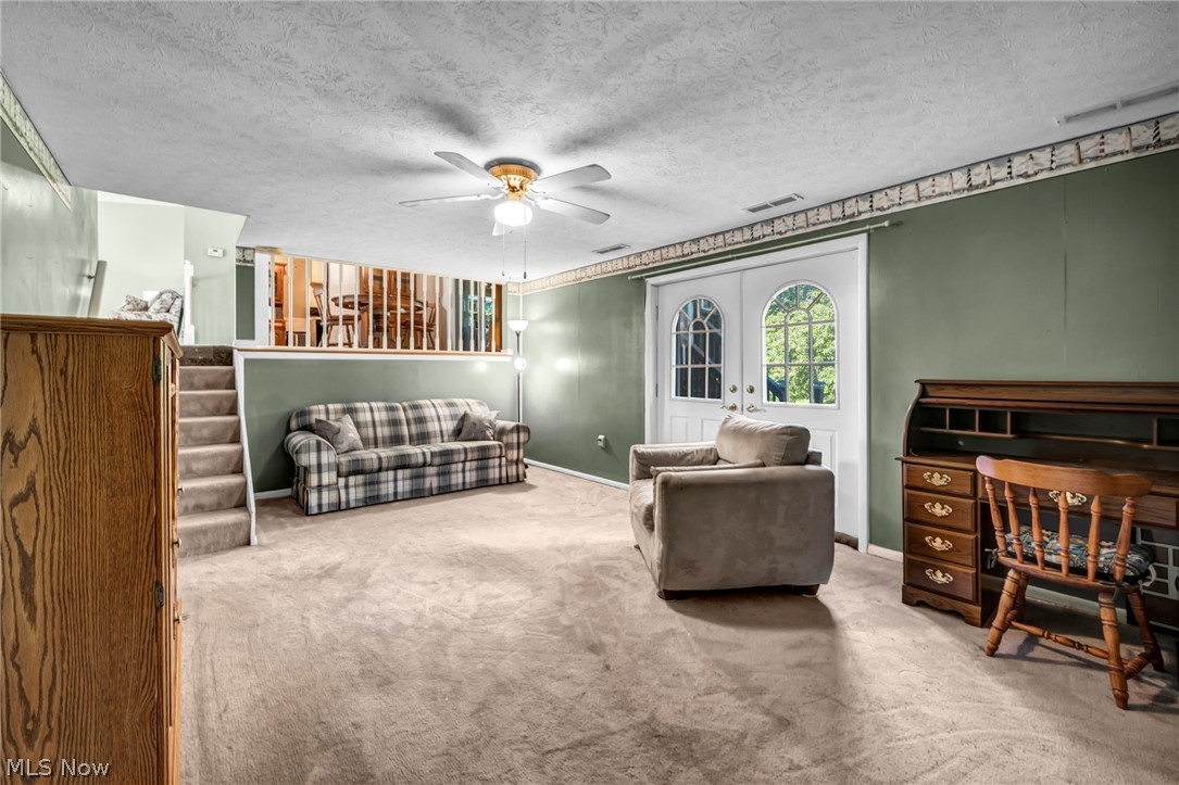 1347 S Polen Avenue Mogadore OH 44260