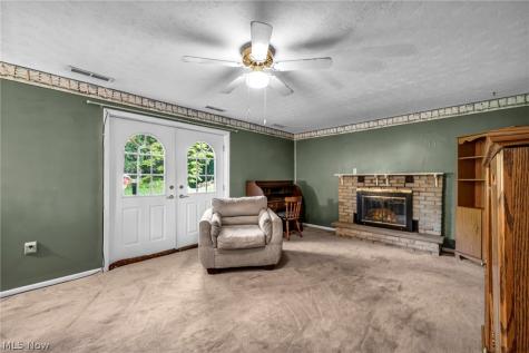 1347 S Polen Avenue Mogadore OH 44260