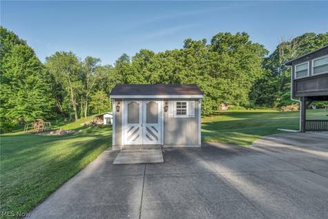 1347 S Polen Avenue Mogadore OH 44260
