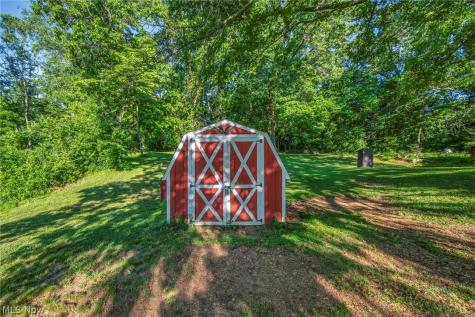 1347 S Polen Avenue Mogadore OH 44260