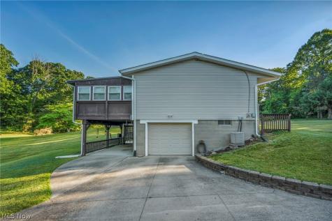 1347 S Polen Avenue Mogadore OH 44260