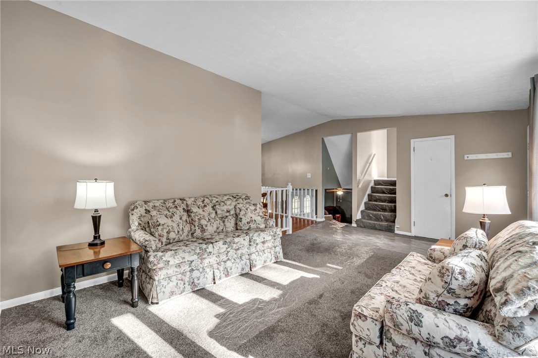 1347 S Polen Avenue Mogadore OH 44260