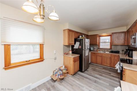 325 E 244th Street Euclid OH 44123