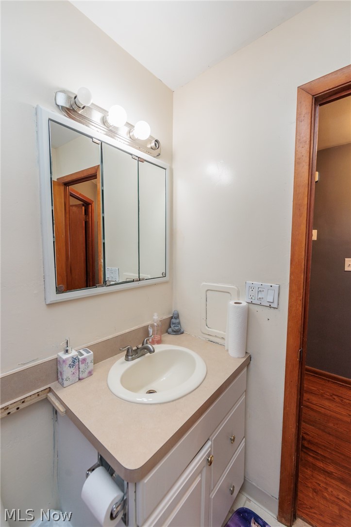 325 E 244th Street Euclid OH 44123