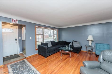325 E 244th Street Euclid OH 44123