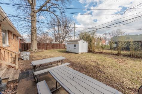 325 E 244th Street Euclid OH 44123