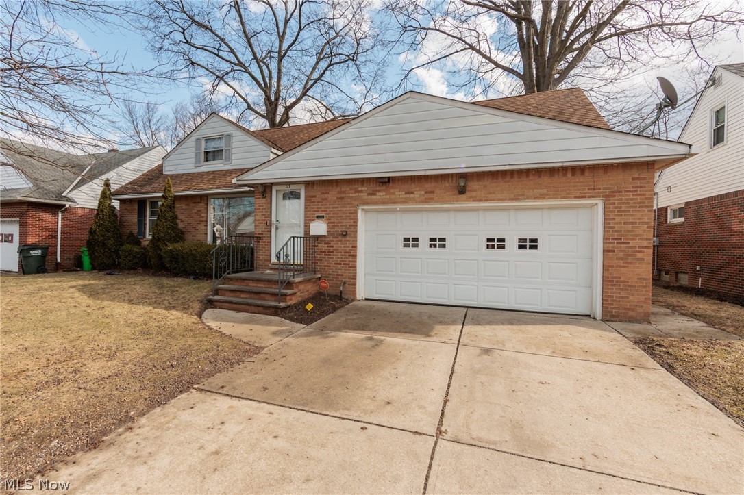 325 E 244th Street Euclid OH 44123