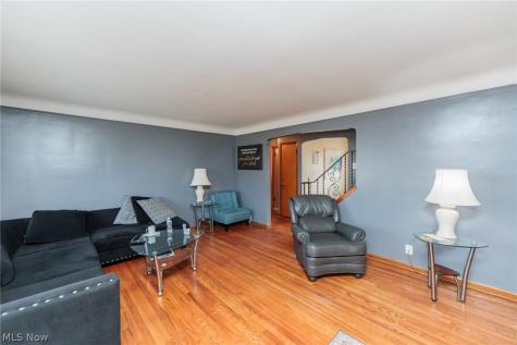 325 E 244th Street Euclid OH 44123