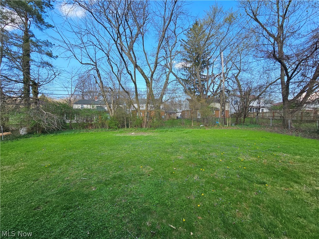 4087 Suffolk Road South Euclid OH 44121