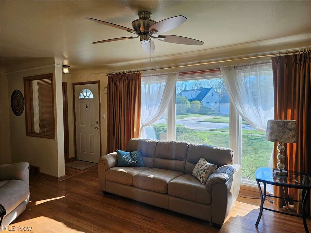4087 Suffolk Road South Euclid OH 44121
