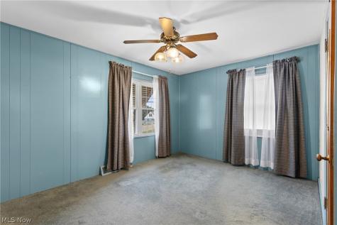 137 Yale Place Steubenville OH 43952