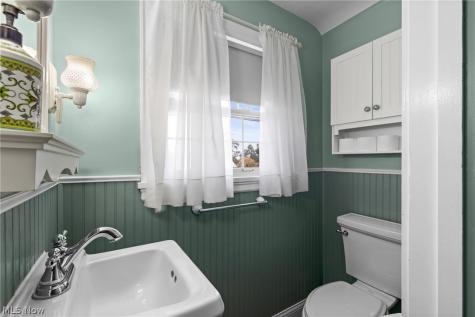 137 Yale Place Steubenville OH 43952