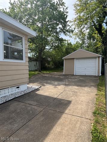 12708 Maple Leaf Drive Garfield Heights OH 44125