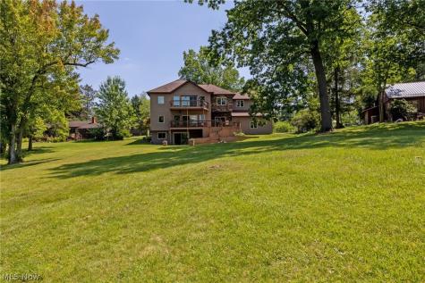 945 Pike Drive Mansfield OH 44903