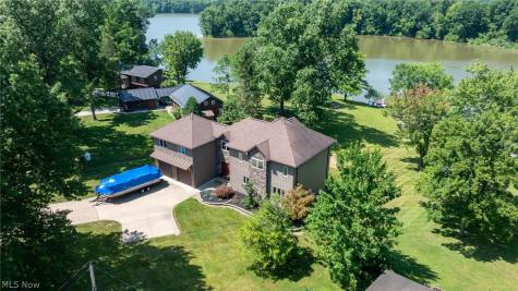 945 Pike Drive Mansfield OH 44903
