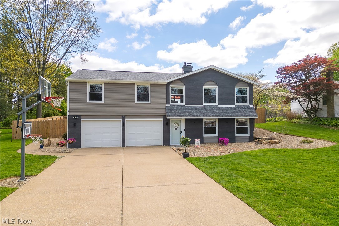 8318 Kellydale Street NW Massillon OH 44646