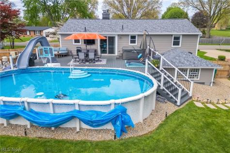 8318 Kellydale Street NW Massillon OH 44646