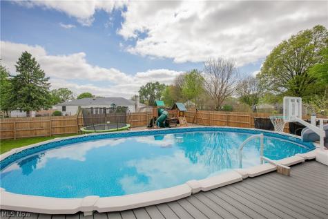 8318 Kellydale Street NW Massillon OH 44646