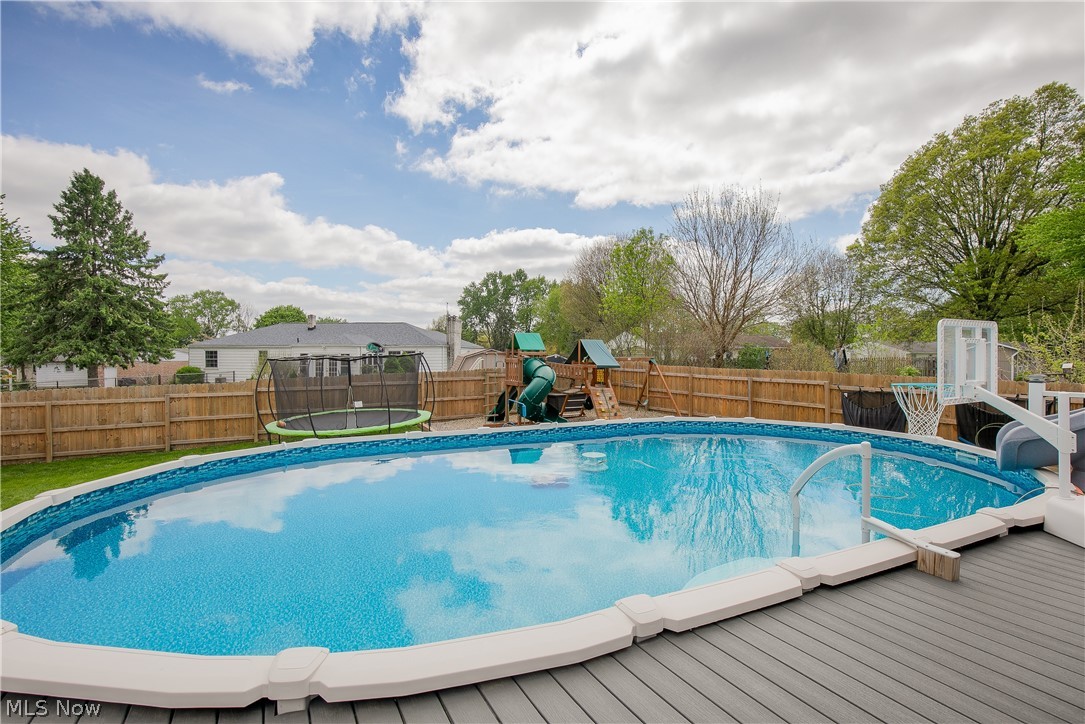 8318 Kellydale Street NW Massillon OH 44646