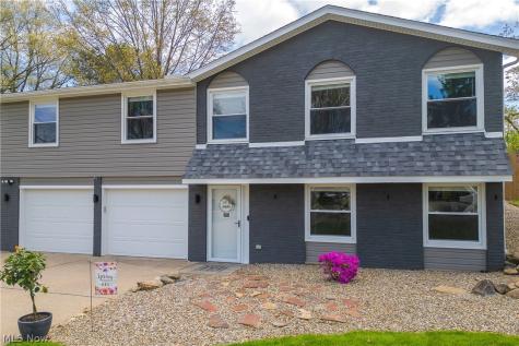 8318 Kellydale Street NW Massillon OH 44646