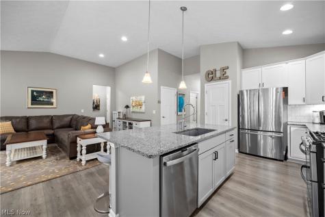 6560 Amber Way North Ridgeville OH 44039