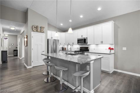 6560 Amber Way North Ridgeville OH 44039
