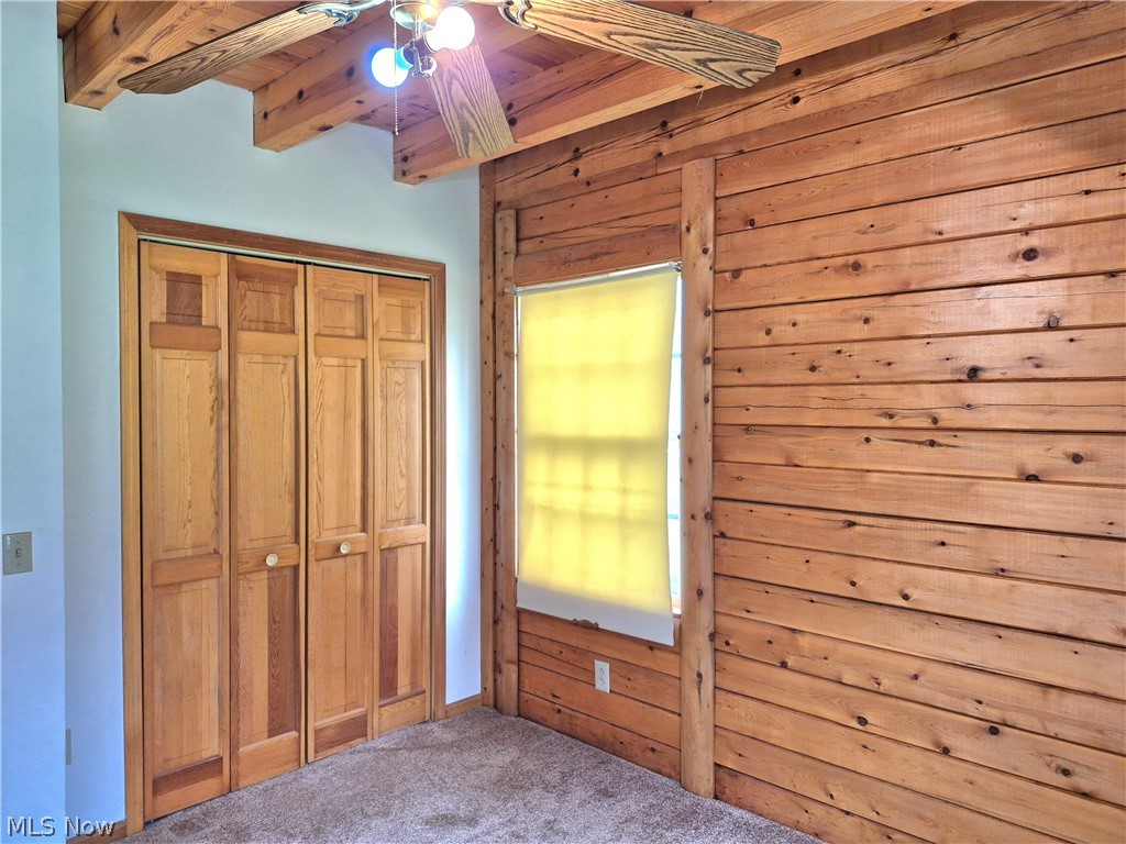 1174 Henn Hyde Road NE Warren OH 44484